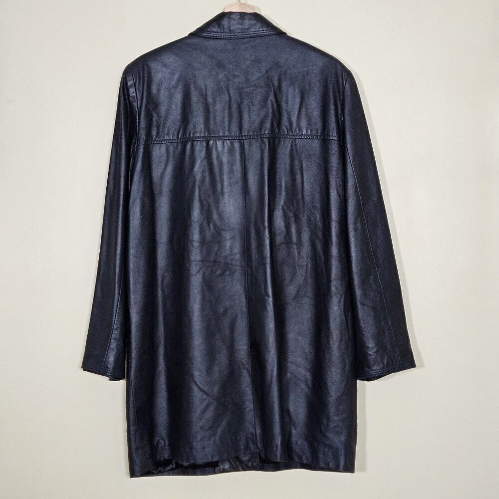 Danier Jacket Womens L Eggplant Purple Leather Pockets Buttons Lined Classic - Picture 2 of 16